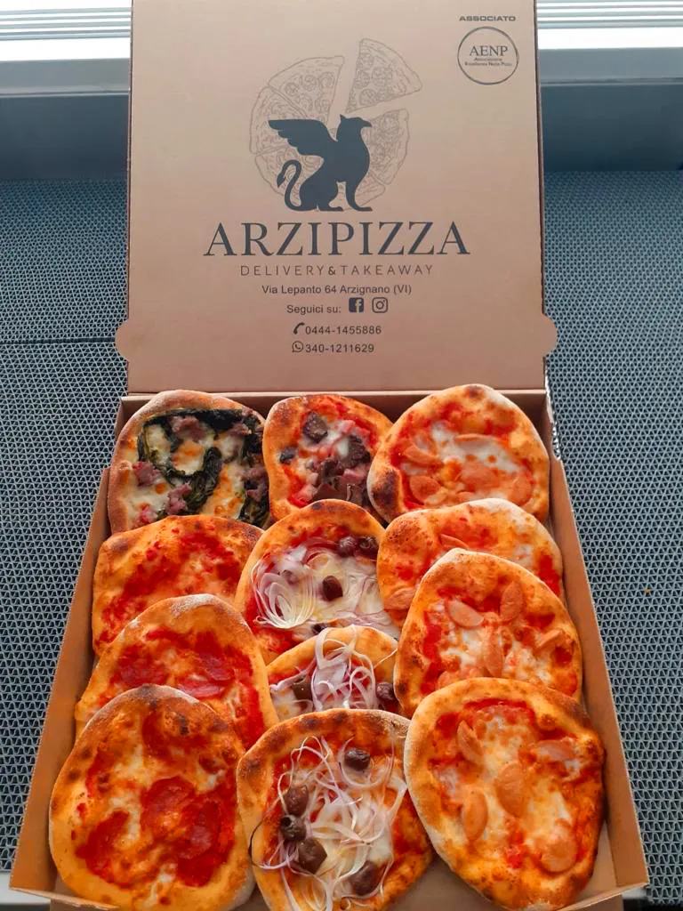 Pizzeria d'asporto Arzipizza_Arzignano_slider_image_3