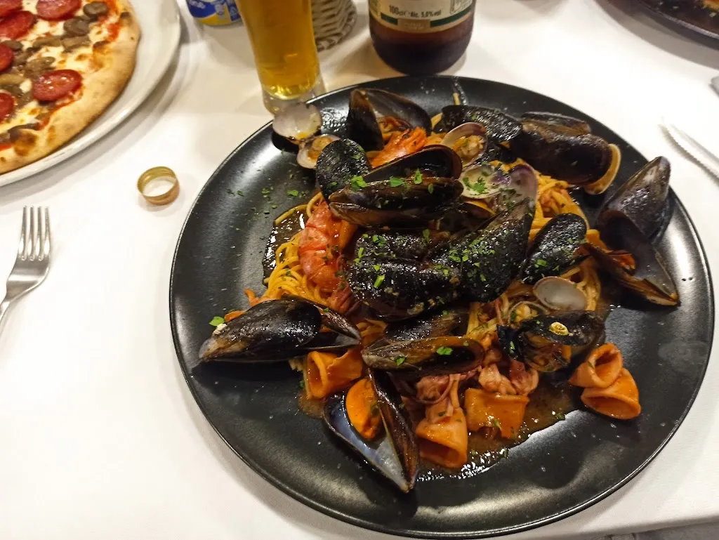 Pizzeria D'asporto C’è Pizza Per Te_Arzignano_slider_image_2