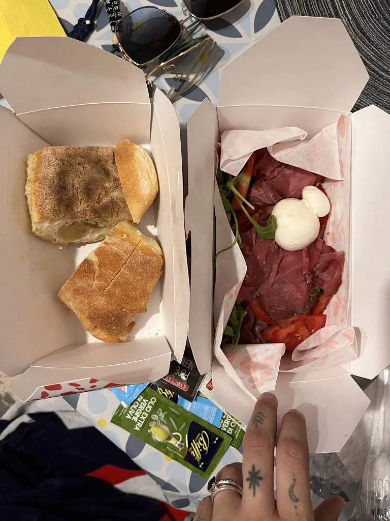 Jessie Hubick_all'etto otranto_Otranto_review