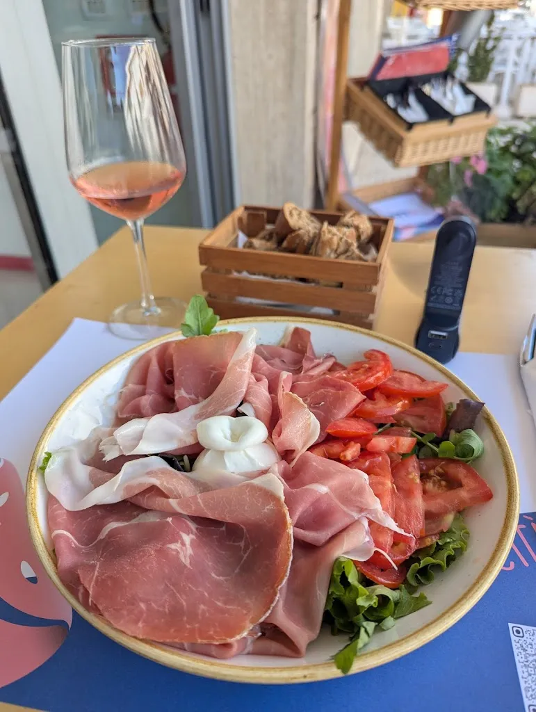 Lindsay Manzella_all'etto otranto_Otranto_review