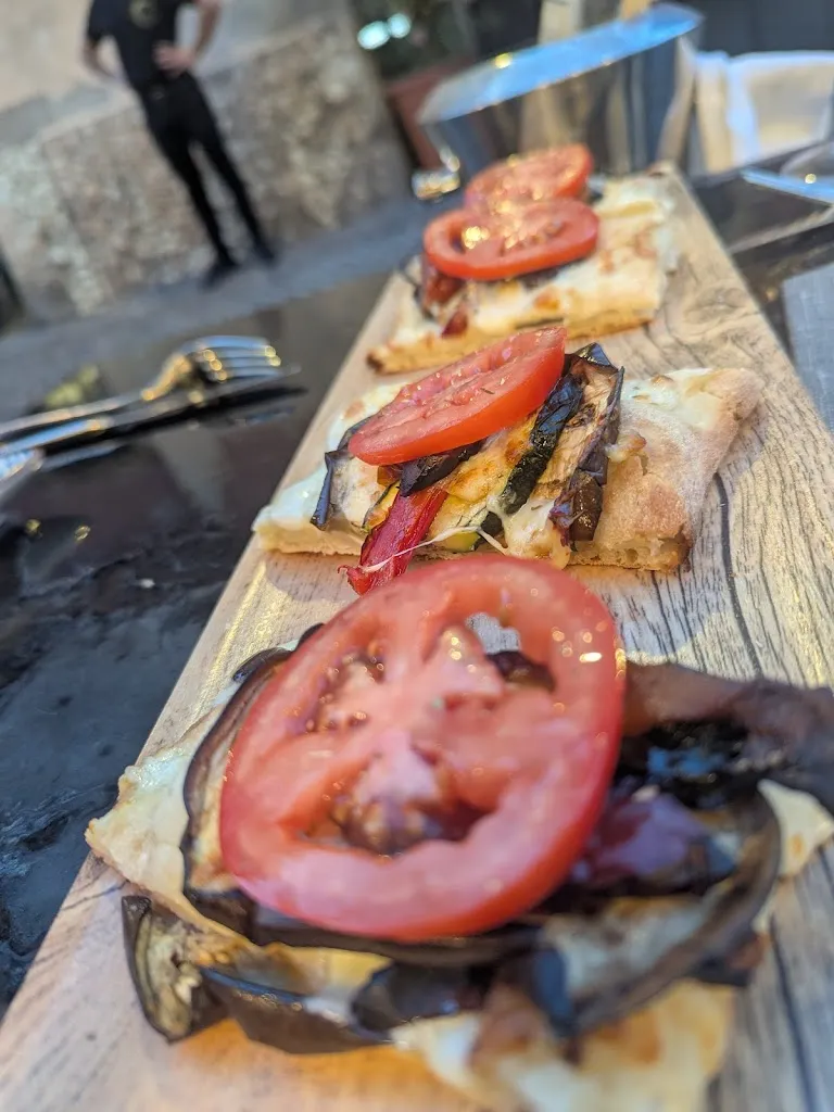 Swet Lii Pat_D'ANNUNZIO OSTERIA RESTAURANT BISTRÒ THE DIFFERENT EATING_Bardolino_review