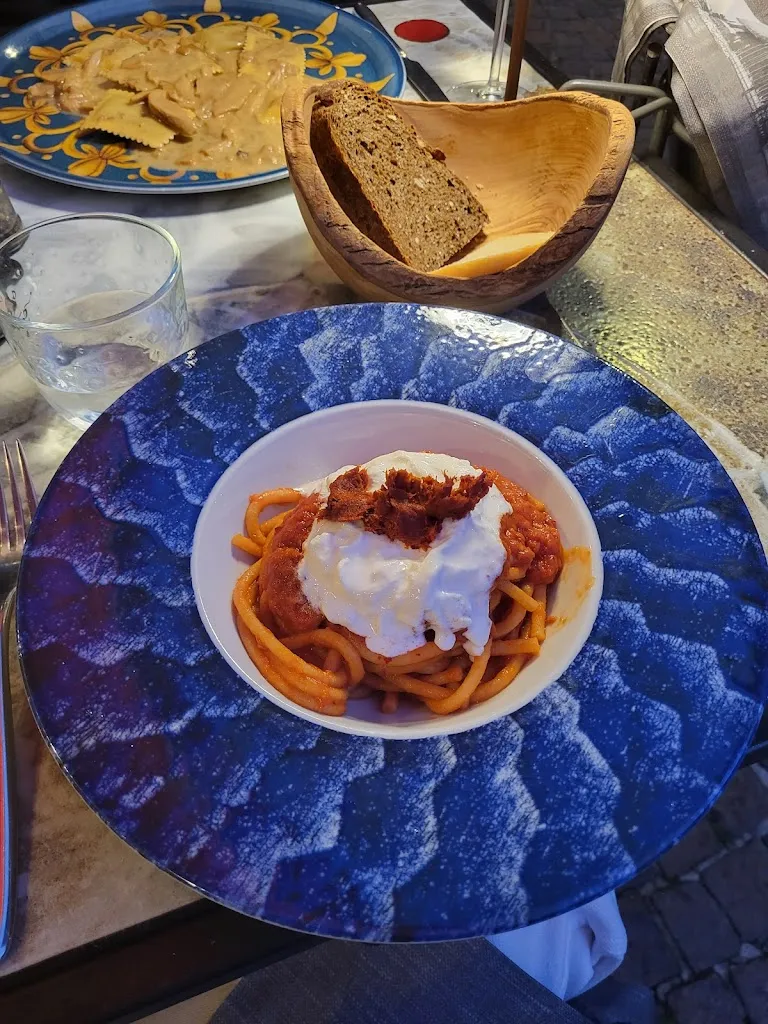 Suzanne Bowen_D'ANNUNZIO OSTERIA RESTAURANT BISTRÒ THE DIFFERENT EATING_Bardolino_review