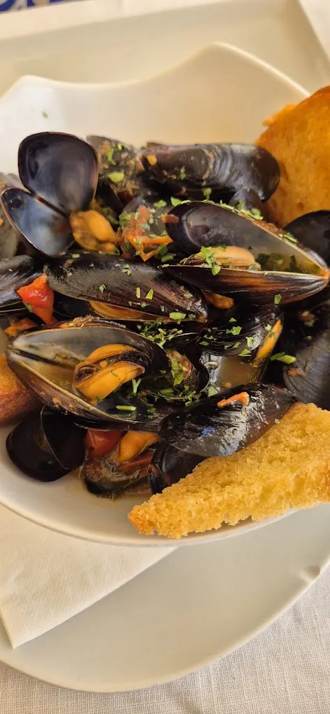 Christopher Kalff_Vecchia Otranto_Otranto_review