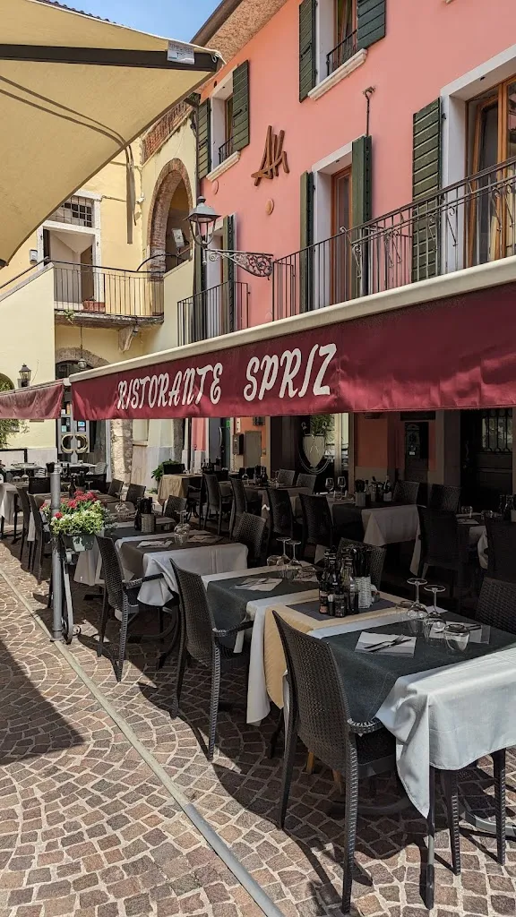 Spriz restaurant in Bardolino
