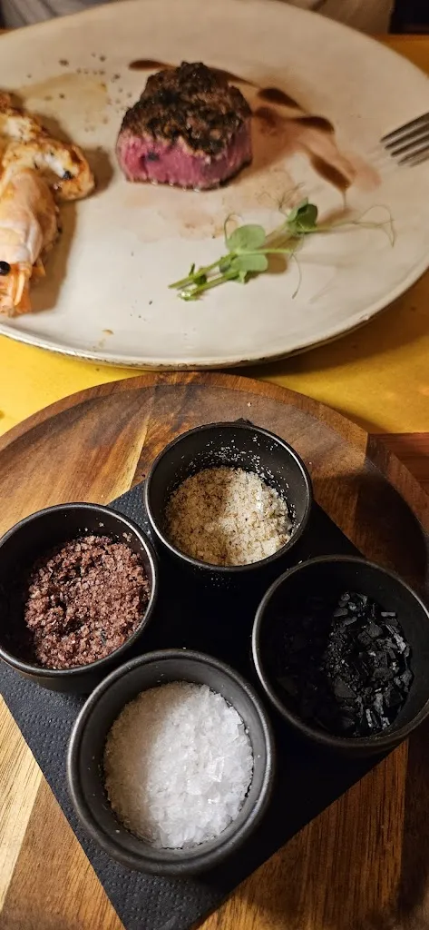 Caprice 1971_Bardolino_slider_image_3