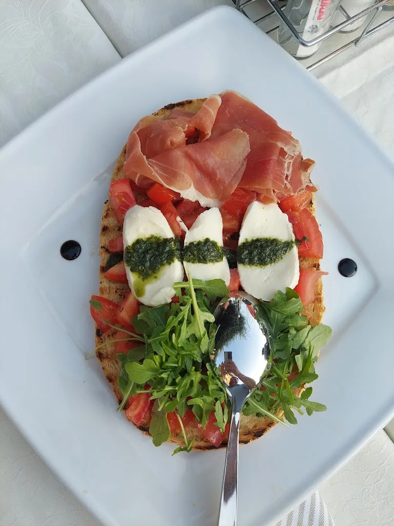 Allan Thomsen_Pizzeria Al Gabbiano_Bardolino_review