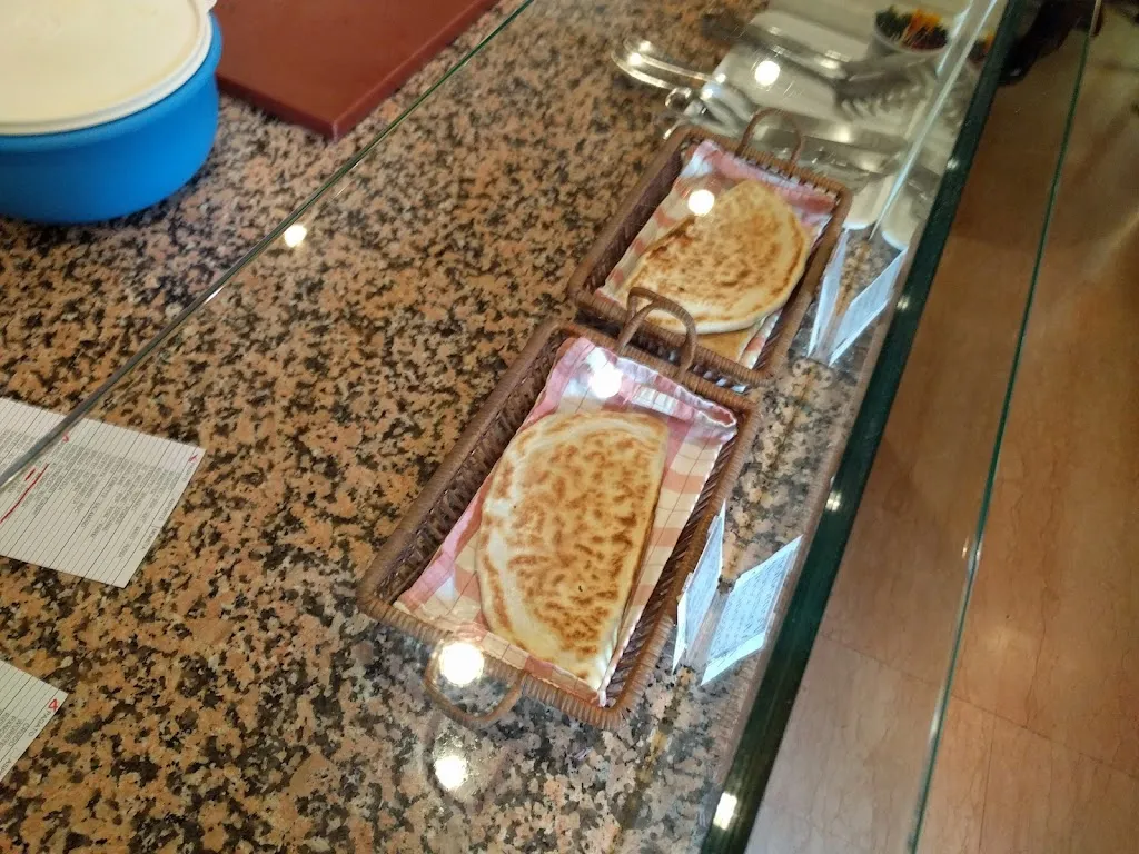 Koustabh Dolui_Piadineria Al Vicolo_Bassano del Grappa_review