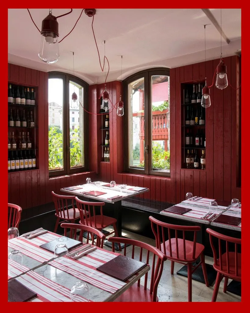 Premiata Fabbrica Pizza restaurant in Bassano del Grappa