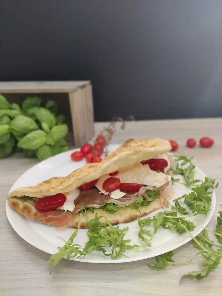 Pizzeria Santa Lucia Biancade_Biancade_slider_image_2