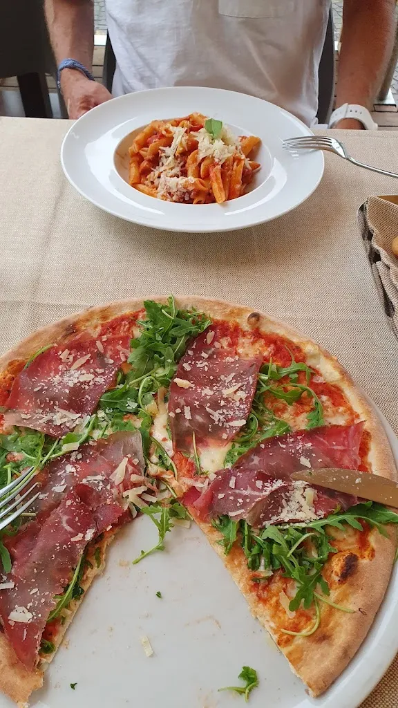 Roland Steferl_Pizzeria Da Pasqualino_Biancade_review