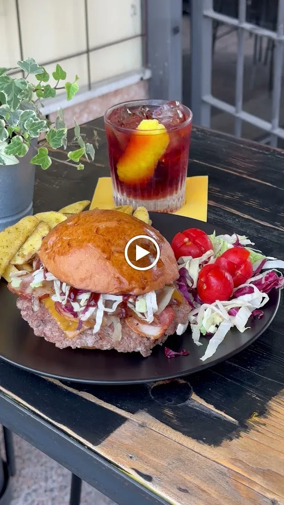 Mancino - Burger Bar_Beccacivetta-Azzano_slider_image_2