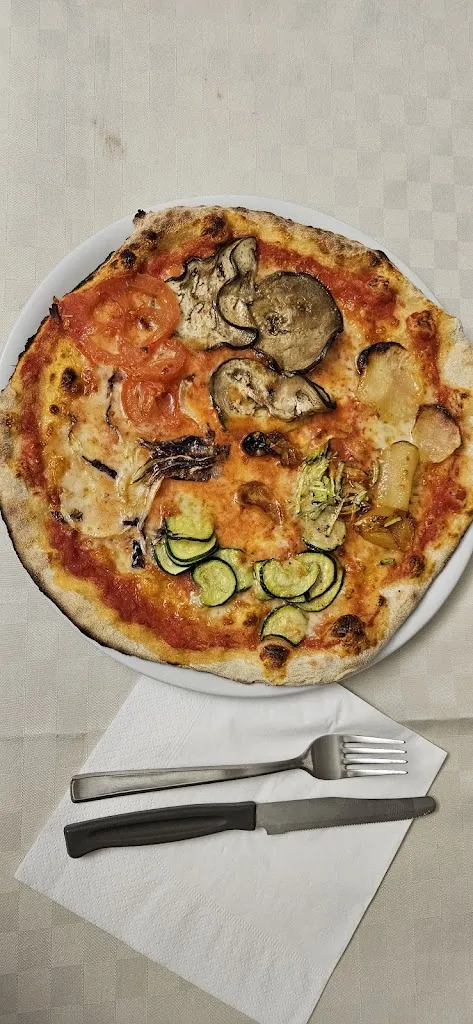 Pizzeria Il Castello_Beccacivetta-Azzano_slider_image_3