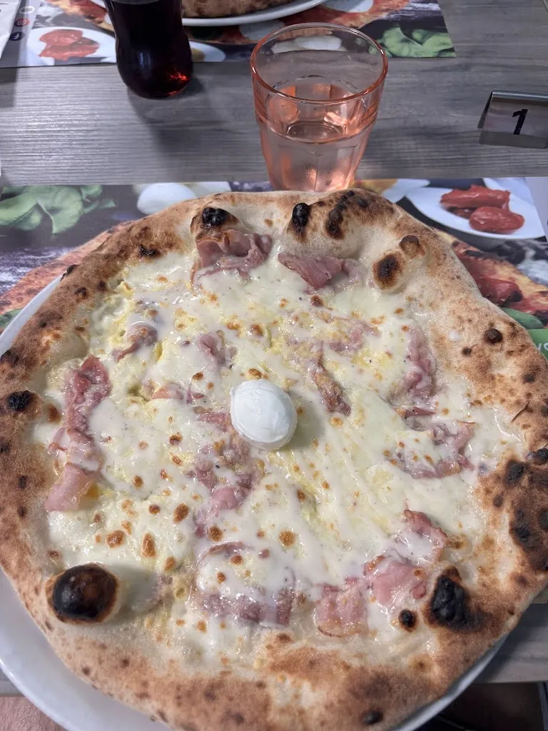 Quentin Schmit_Pizzeria D Asporto Lo Sfizio_Beccacivetta-Azzano_review