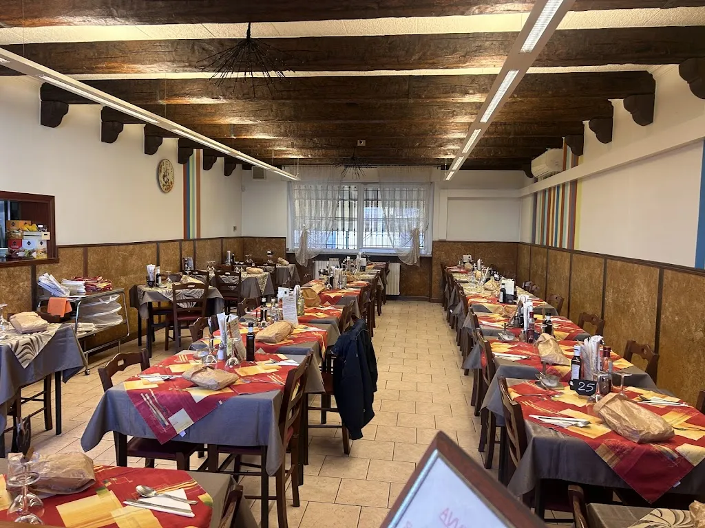 Trattoria Sondrio restaurant in Beccacivetta-Azzano