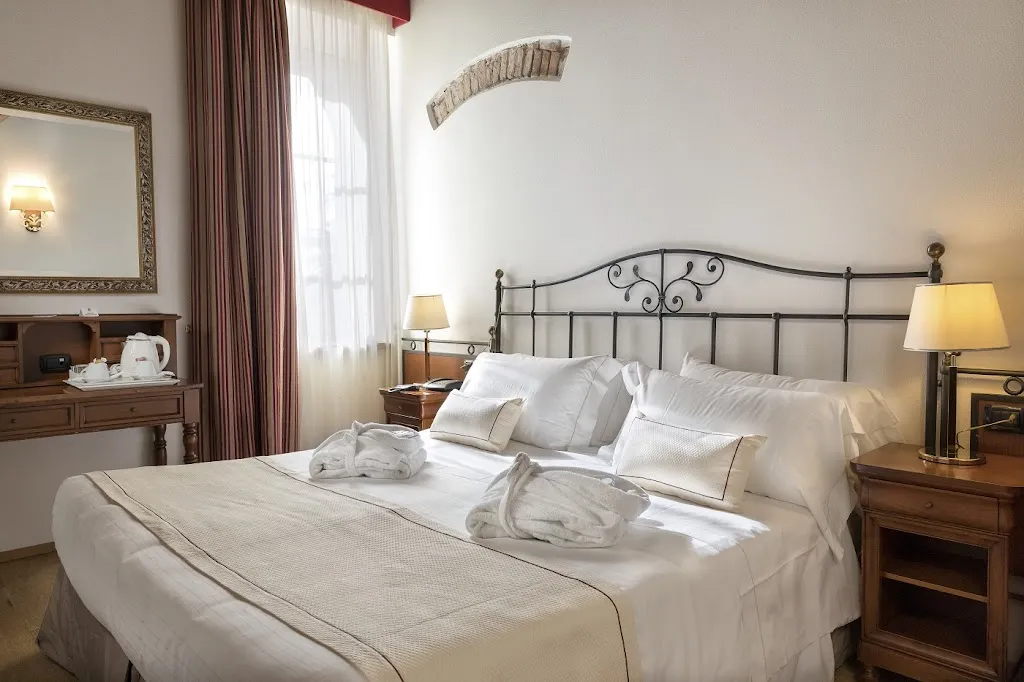 Hotel Villa Malaspina_Beccacivetta-Azzano_slider_image_3