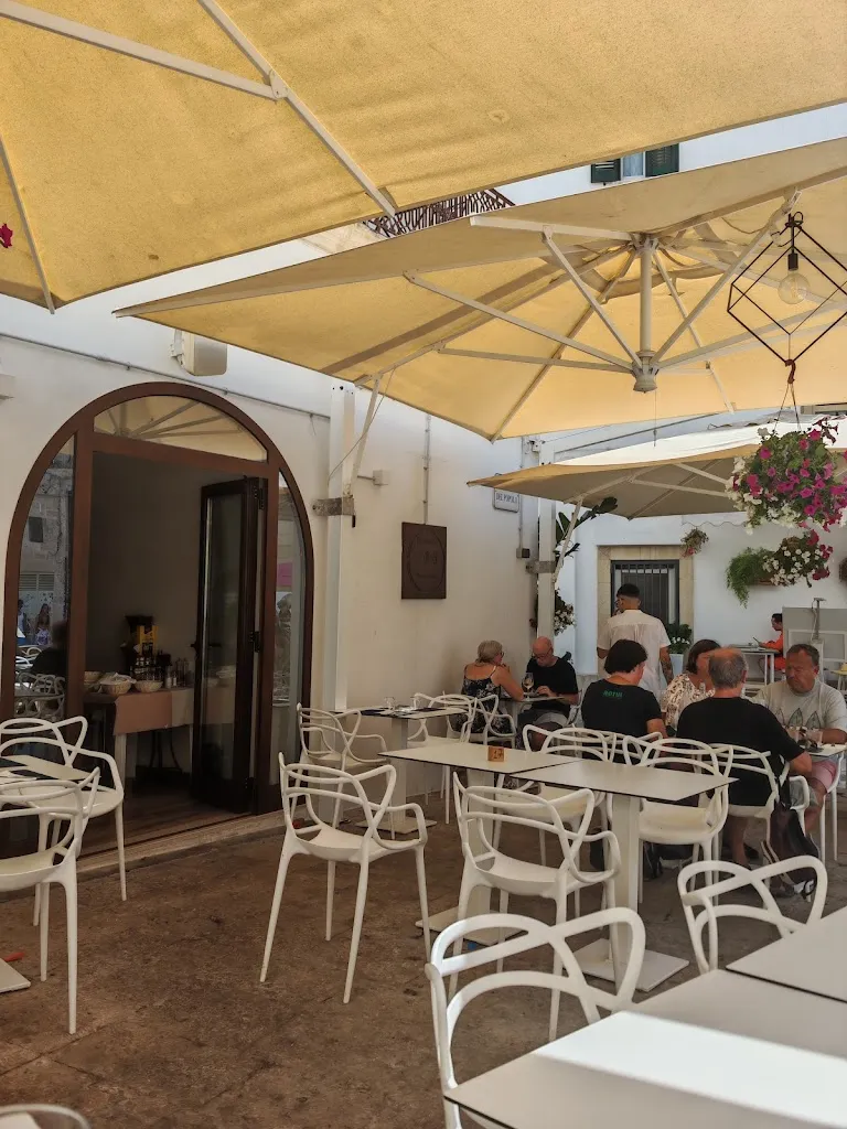 vic_Riva 21_Otranto_review