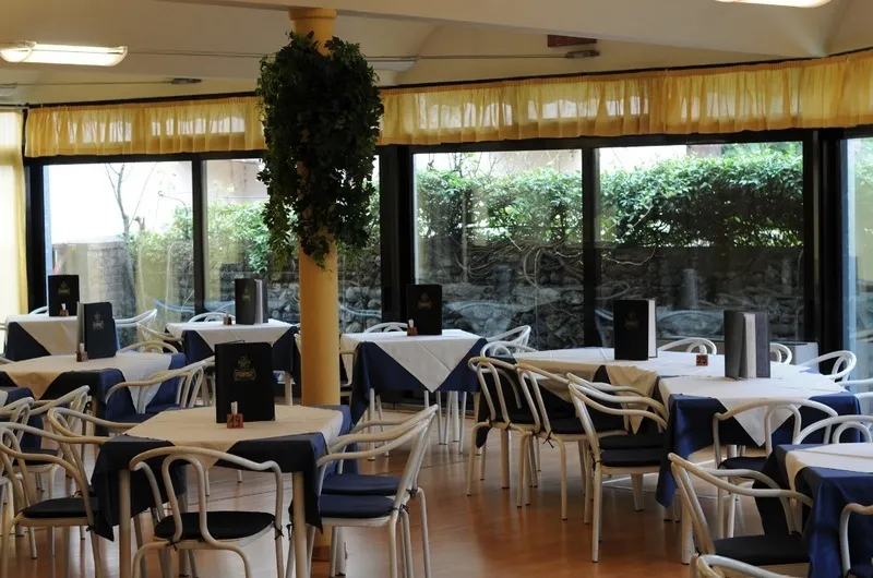 Pizzeria La Rossa da Michele_Bigolino_slider_image_1