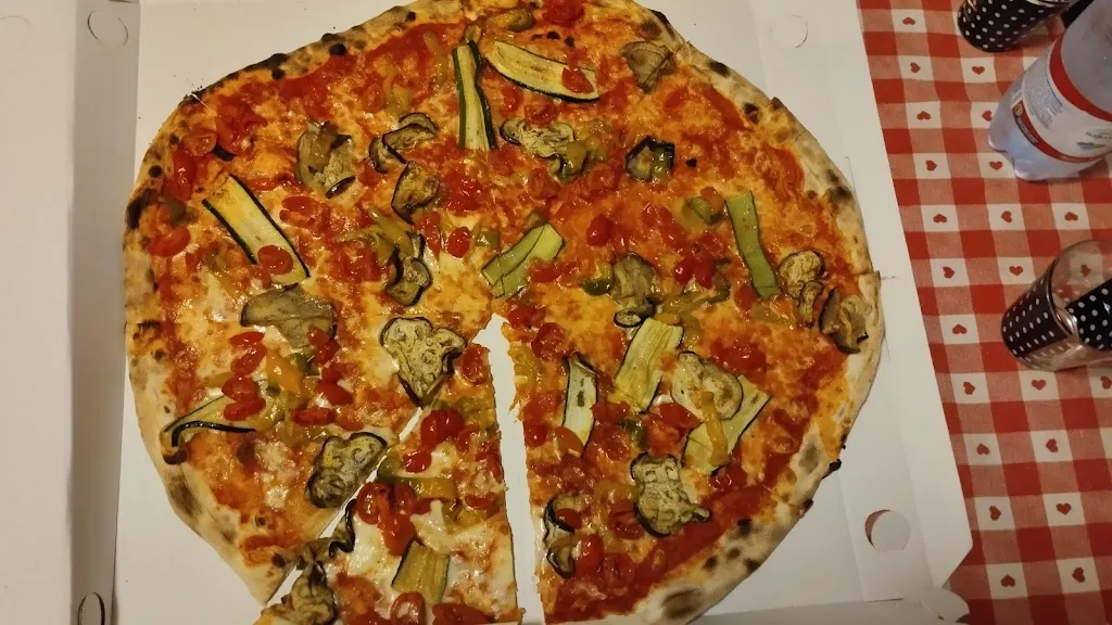 Pizza Pepe Bigolino_Bigolino_slider_image_2