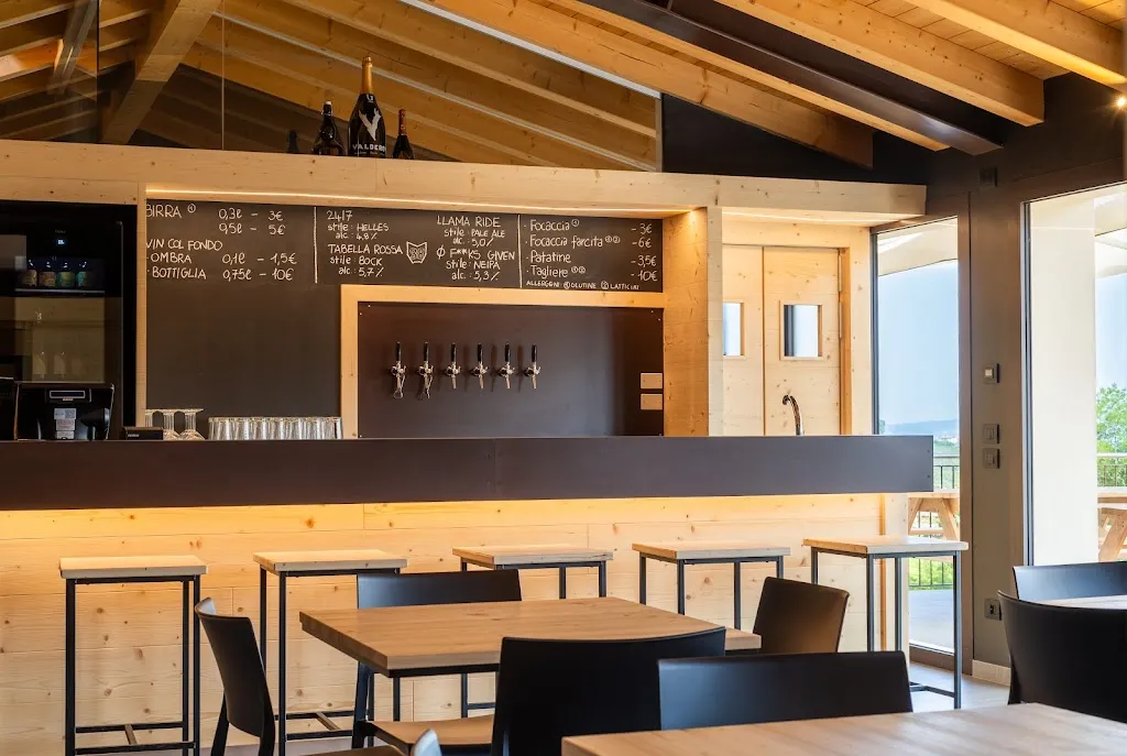 Valderon - Birrificio Agricolo restaurant in Bigolino