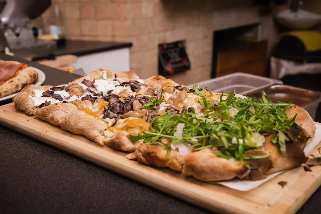 Casa Crosara Pizza e Ristorante_Bolzano Vicentino_slider_image_3