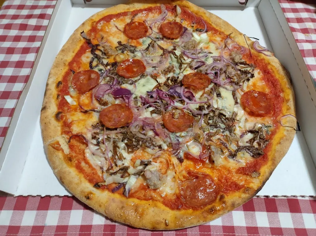 AL GLICINE RISTORANTE PIZZERIA BIRRERIA_Bolzano Vicentino_slider_image_3