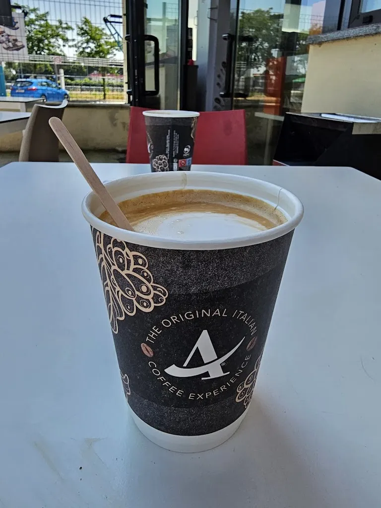 Autogrill Postumia Sud_Bolzano Vicentino_slider_image_2