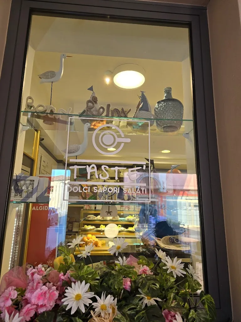 Thomas Vazquez_Taste' Dolci Sapori Salati di Filippi Anna_Bolzano Vicentino_recensione