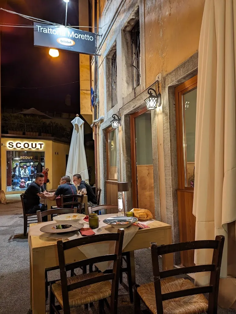 Bar Trattoria "Il Moretto" restaurant in Belluno