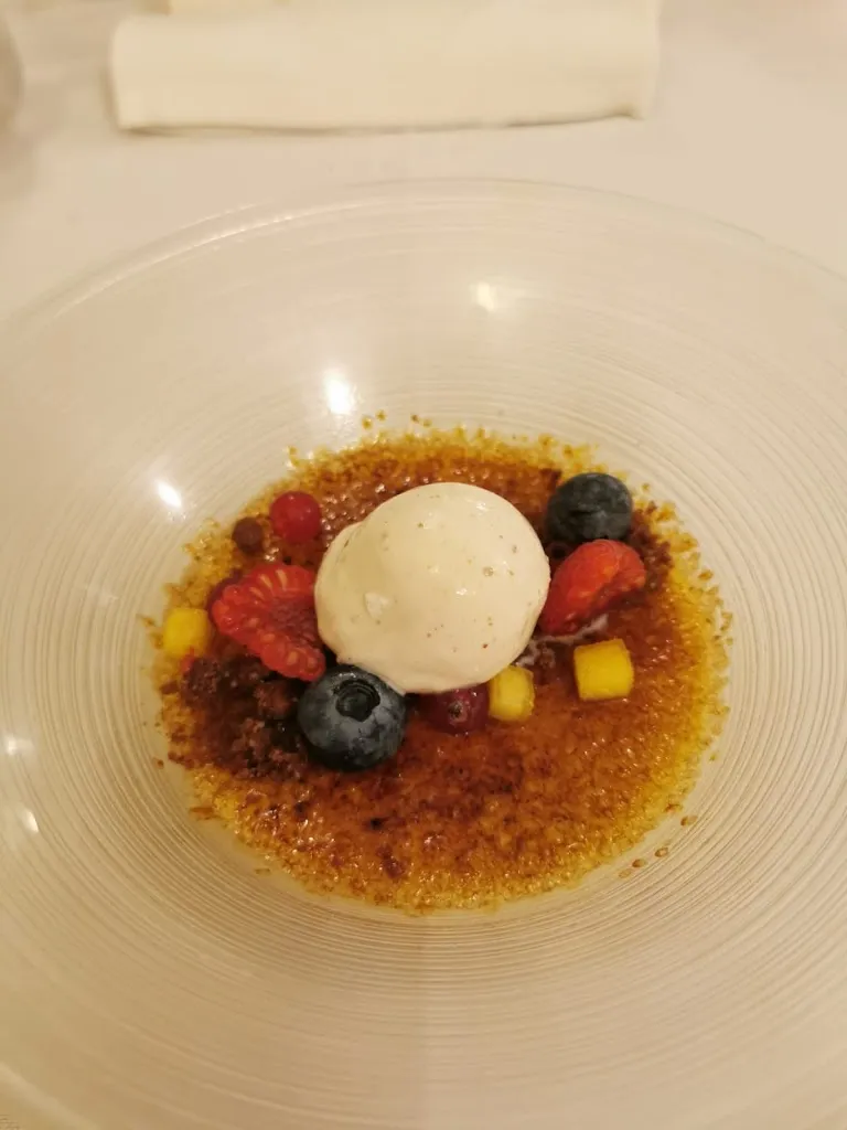 Caro Hollweger_Terracotta_Belluno_review