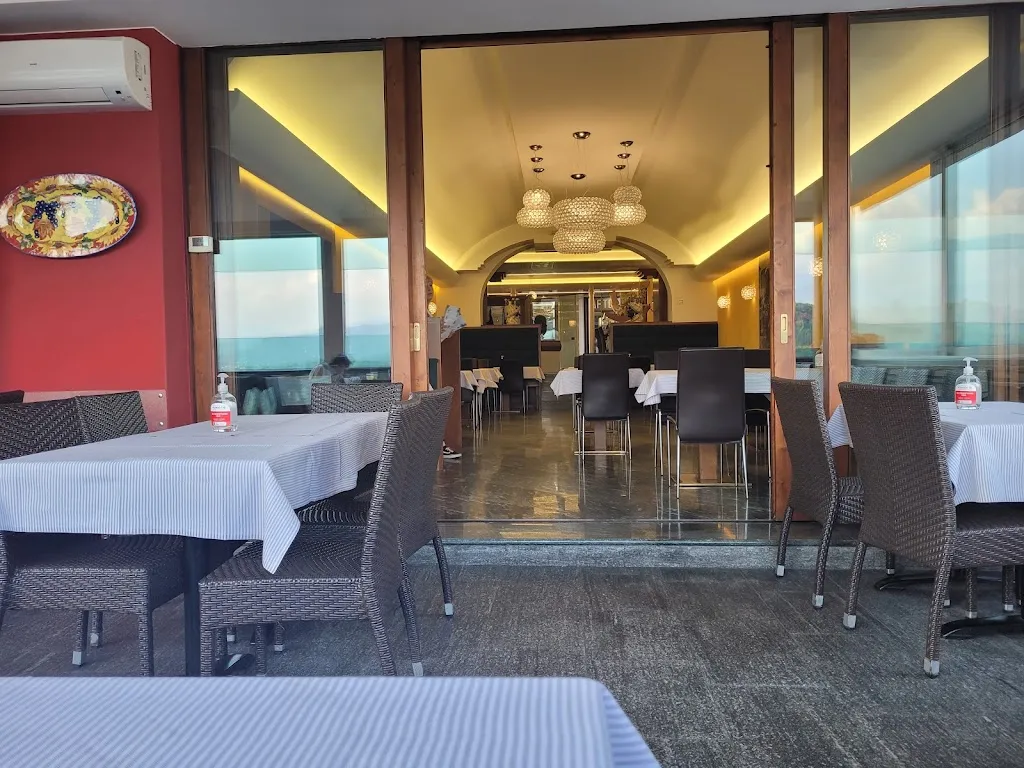 Al Mirapiave restaurant in Belluno