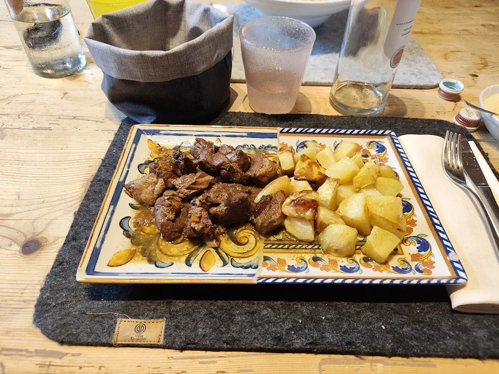 Matteo Tedesco_Ai Zei_Belluno_review