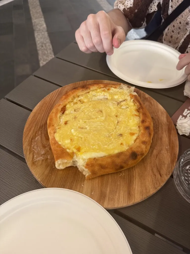 Elena Bilykh_Ristorante da asporto Tbilisi_Belluno_review