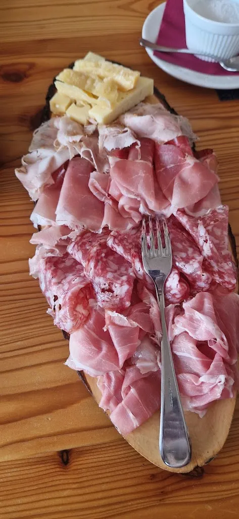 Larissa Roncaglia_Pian Longhi_Belluno_review