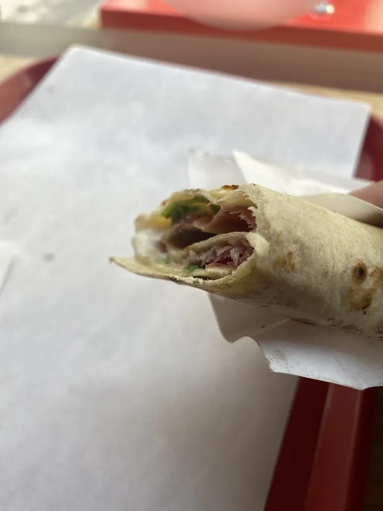 Andrzej Mikosz_La Caveja_Belluno_review