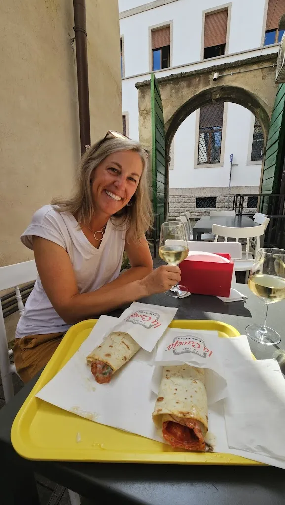 Hugh Jass_La Caveja_Belluno_review