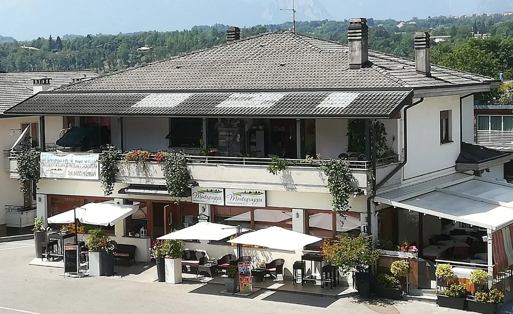 Ristorante Pizzeria Montegrappa_Belluno_slider_image_3