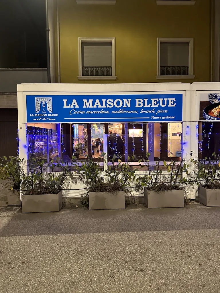 La Maison Bleue_Bonavigo_slider_image_1