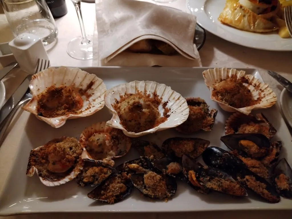 Enrico Vecchini_Ristorante Sarti Di Sarti W. e C. S.A.S._Bonferraro_review