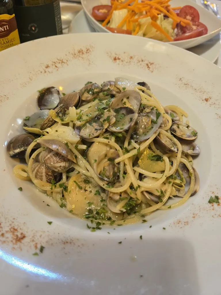 Fion Wang_Agli Angeli Ribelli_Otranto_review