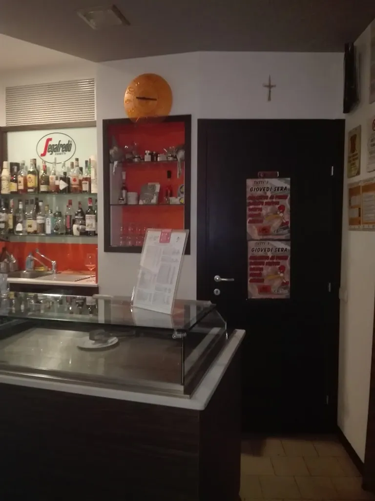 Happy Bar_Bojon-Lova_slider_image_2