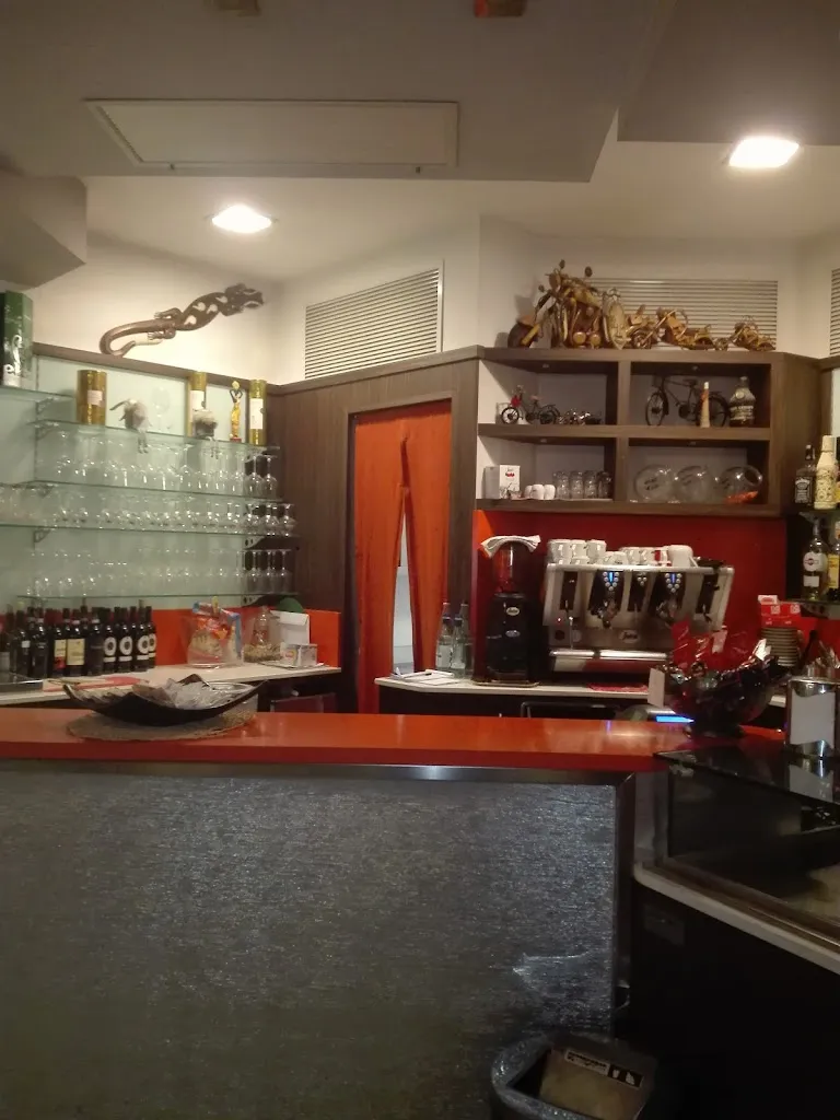 Happy Bar_Bojon-Lova_slider_image_3