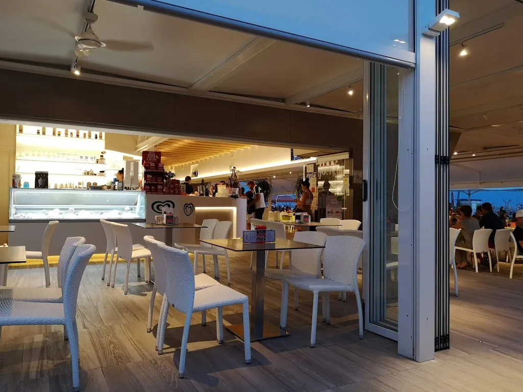 Chiosco Ristorante Al Gabbiano restaurant in Bibione