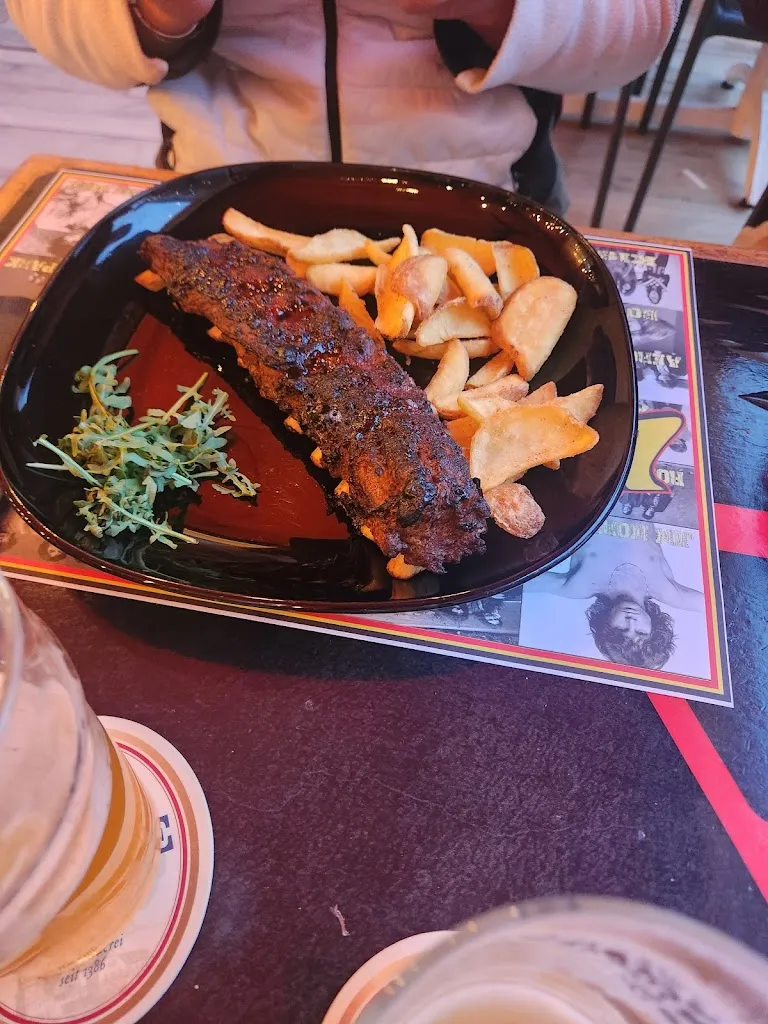 Cris_Hard Buz Rock_Bibione_review