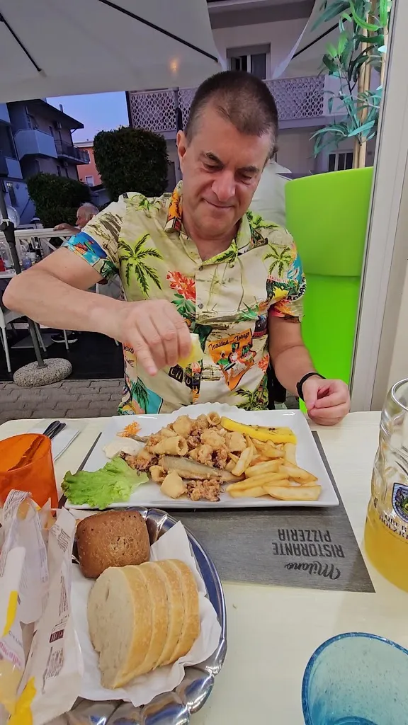 Milano Ristorante Pizzeria_Bibione_slider_image_2