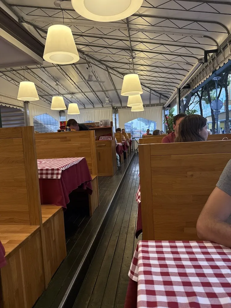 Pizzeria Ca' Bianca_Bibione_slider_image_3