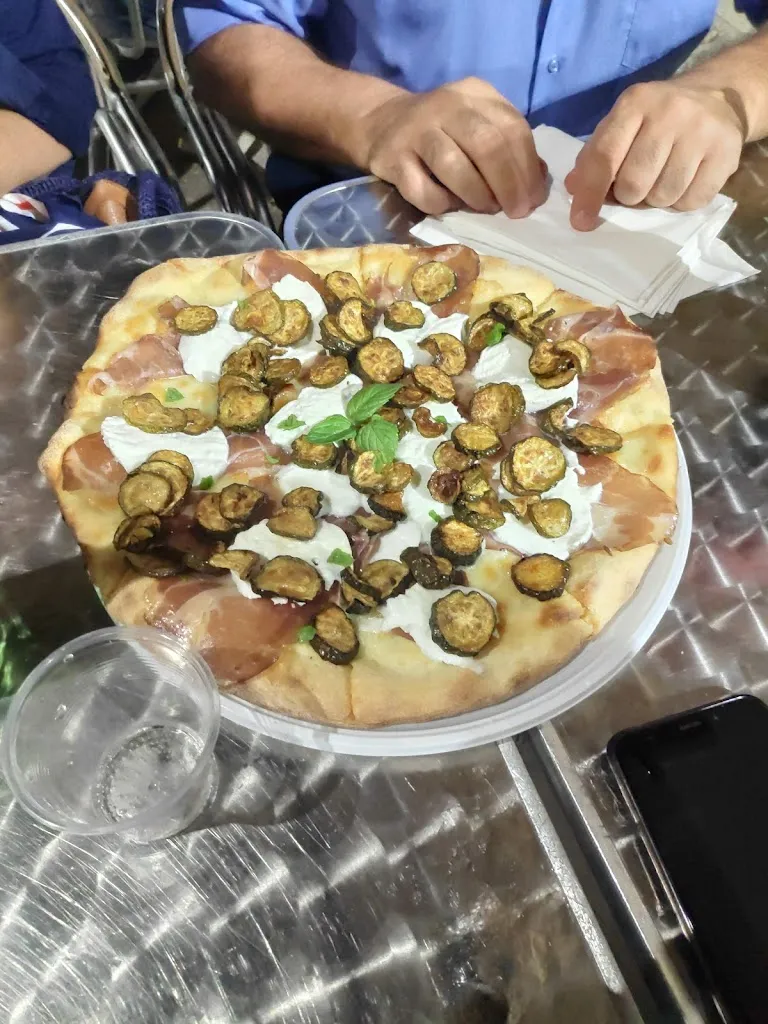 Focacceria Gigante d'Italia_Palagianello_slider_image_3