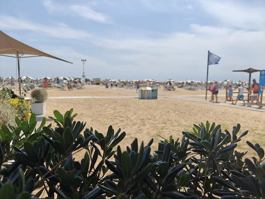 Alexandra Birtar_Chiosco Sagittario Bibione_Bibione_review