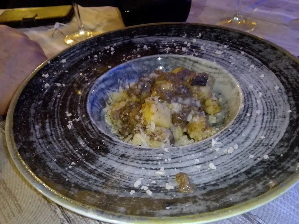 Emanuela Sorgato_Officine 71 - Ristopub_Bovolenta_review