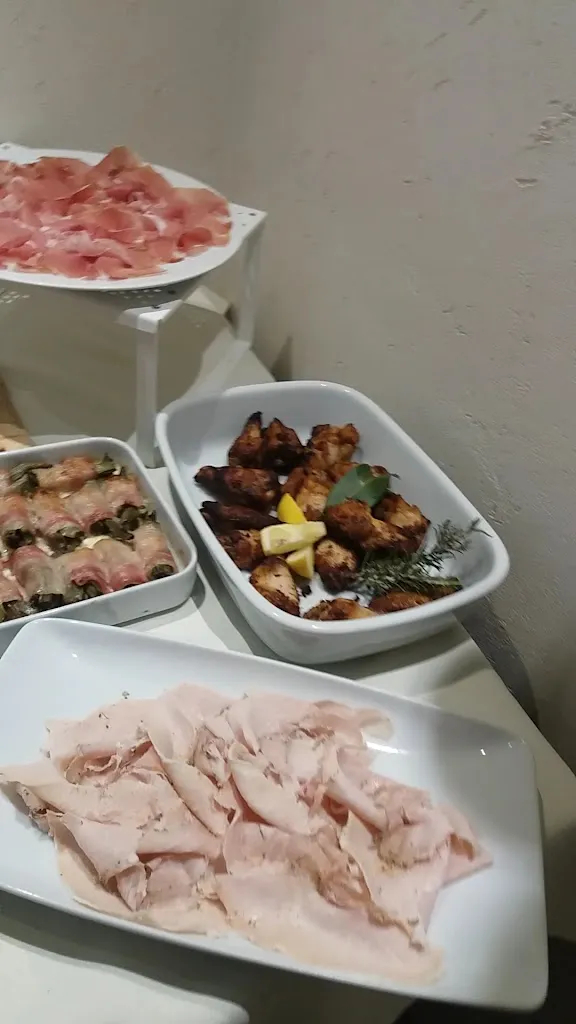 Locanda Montegrappa Ristorante Hotel restaurant in Borso del Grappa