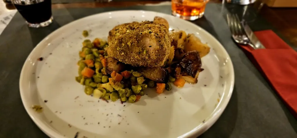 Alexandra Neacsu_L'Antica Abbazia_Borso del Grappa_review